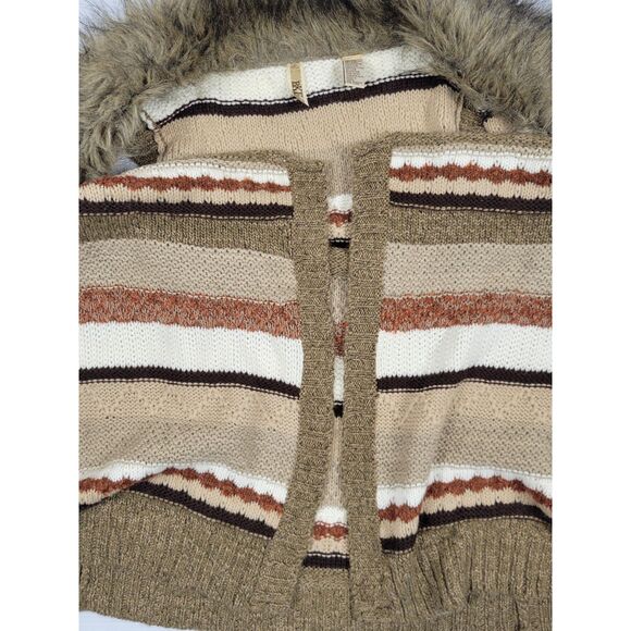 BKE Buckle Sleeveless Sweater Cardigan Faux Fur‎ Collar Womens Large Wool Blend - Picture 5 of 10